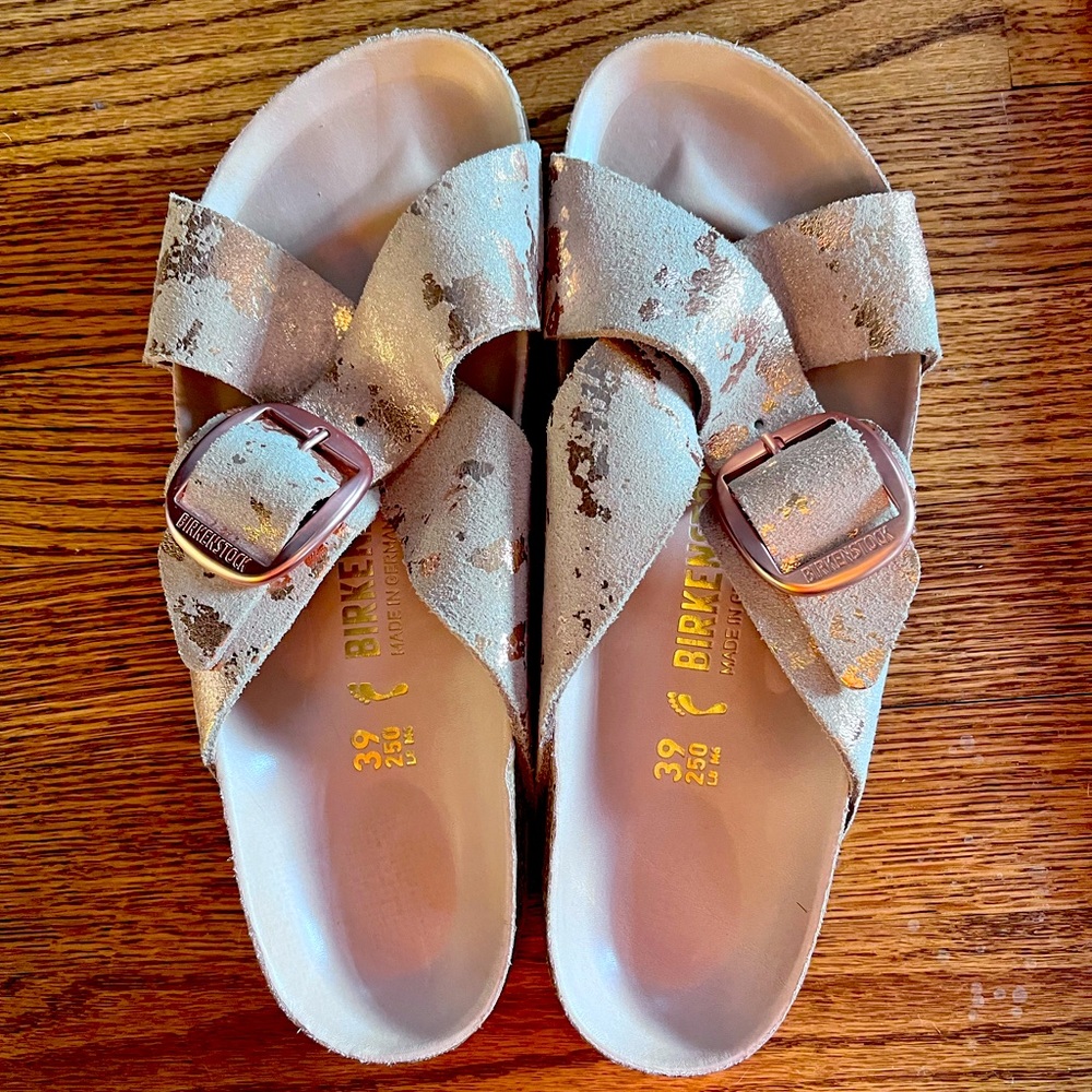 Womens Birkenstocks cute design!!!!!